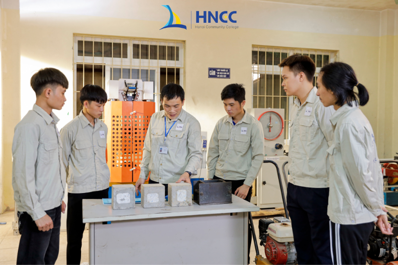 Danh sách các trường trung cấp nghề ở Hà Nội